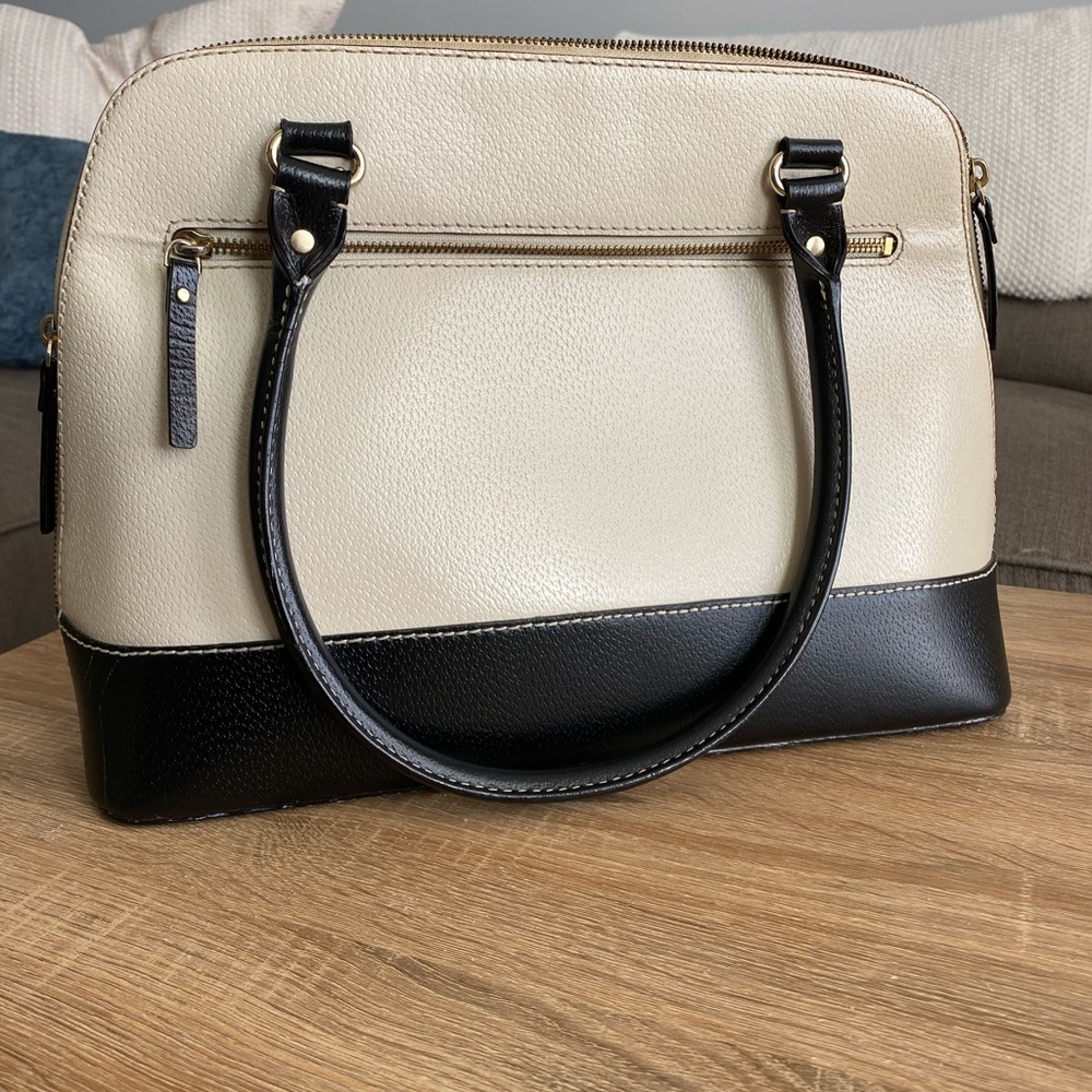 Kate Spade off white and black shoulder purse - Picture 3 of 9